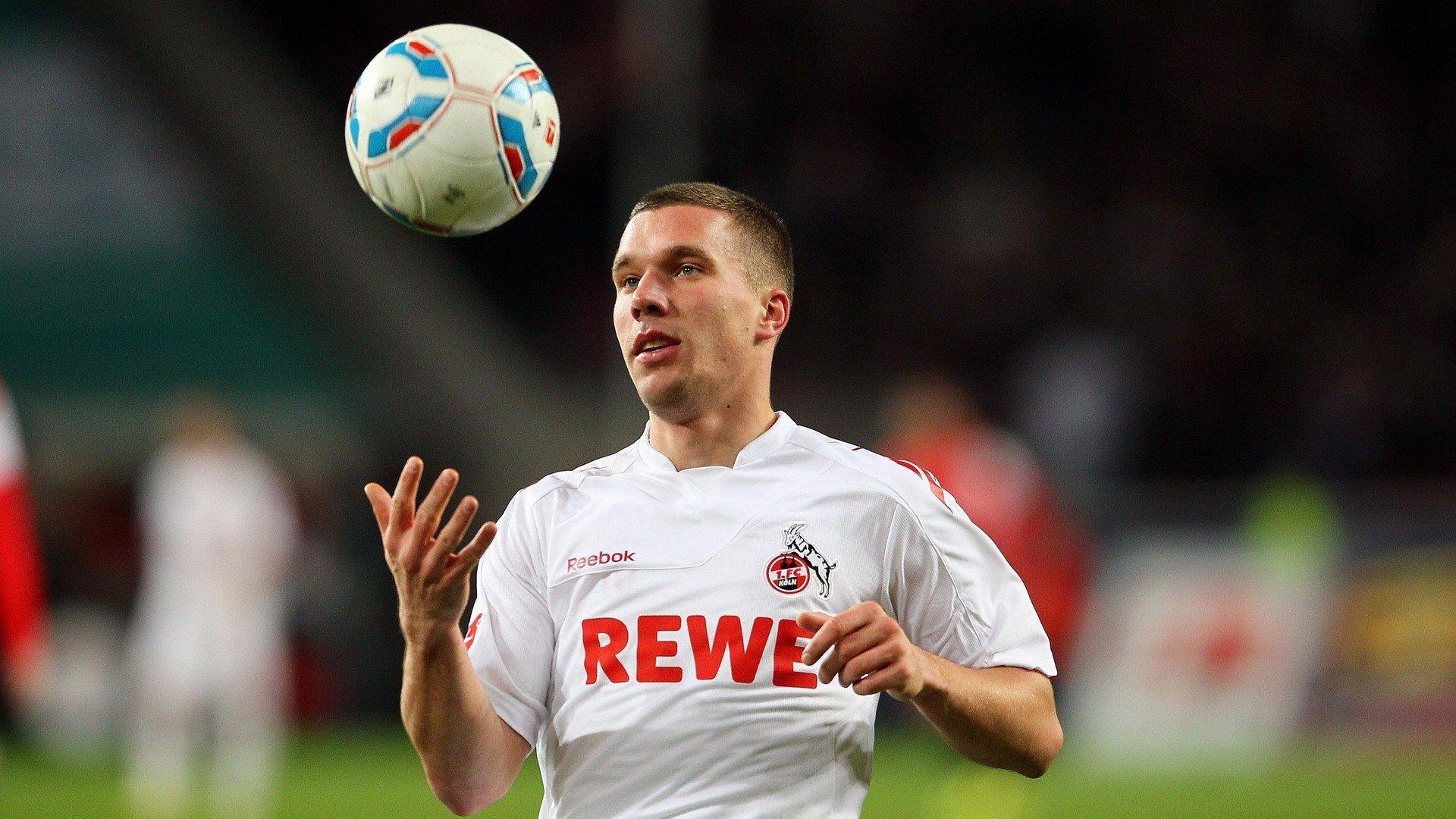 德日锋线新星引争夺战，门兴与英超列强竞逐町野修斗，基尔标价千万欧元